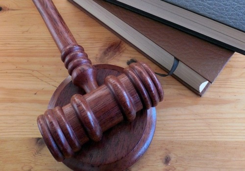 What is the Difference Between Solicitors and Barristers in London, England?